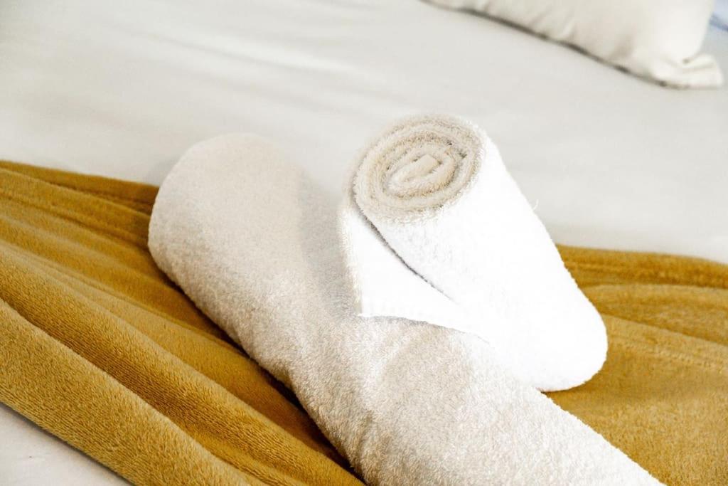 The Versace Suite With 4 Beds And Secure Free Parking 伯明翰 外观 照片